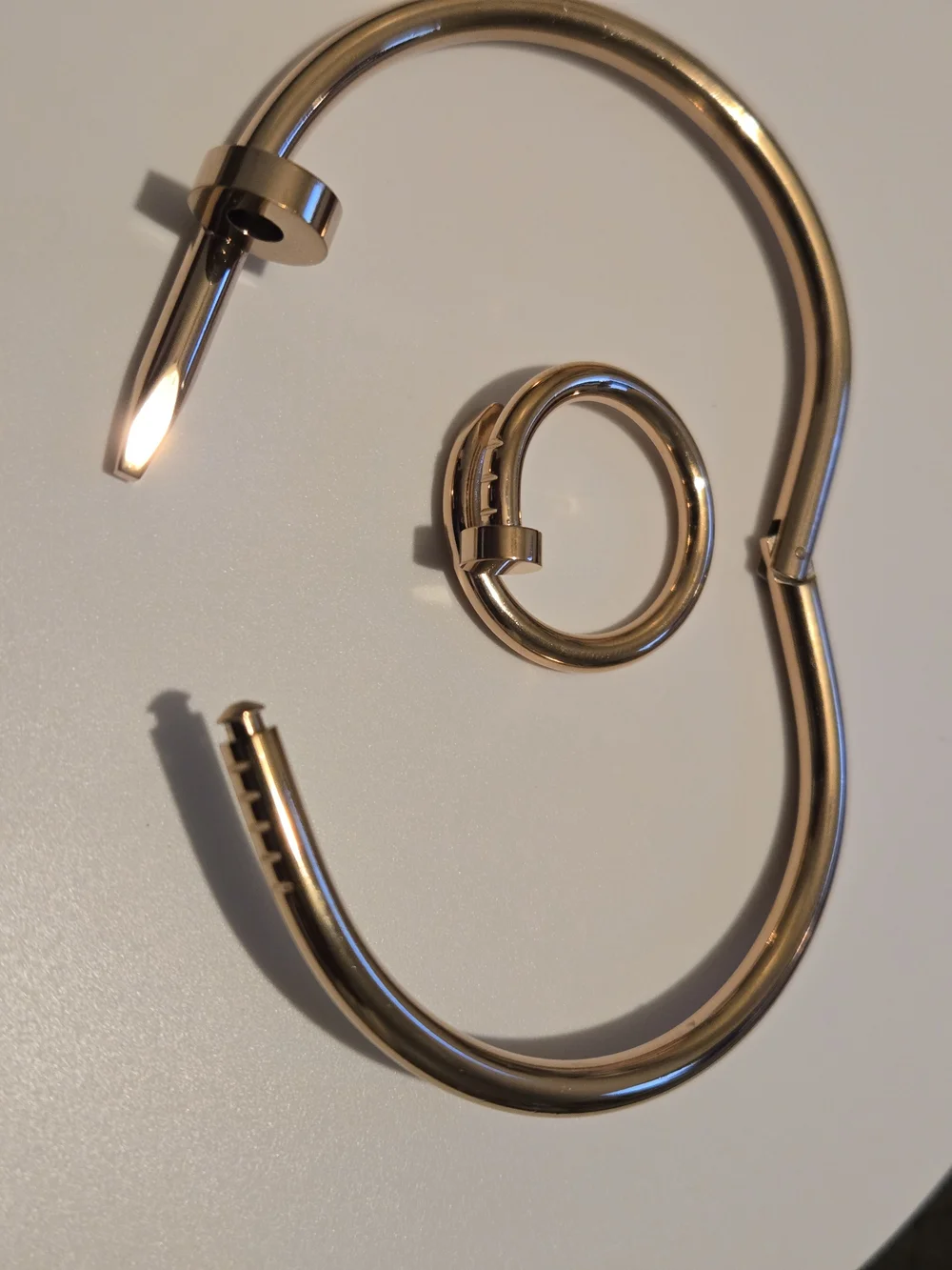 N/A 18k gold